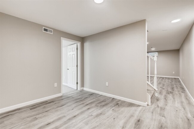 Building Photo - 1732 Florence St