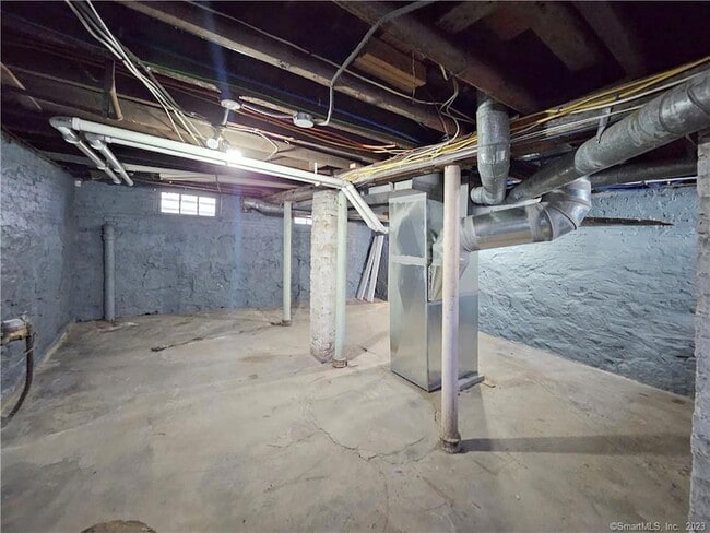 Building Photo - 34 Woodland St