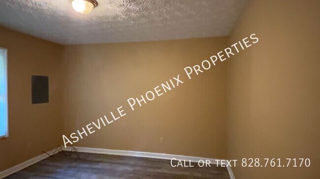Building Photo - 8A Mountain View Rd-