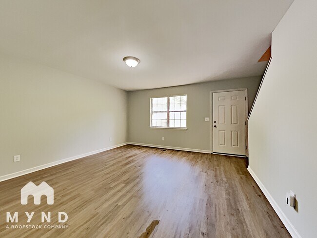 Building Photo - 377 St John Rd NW