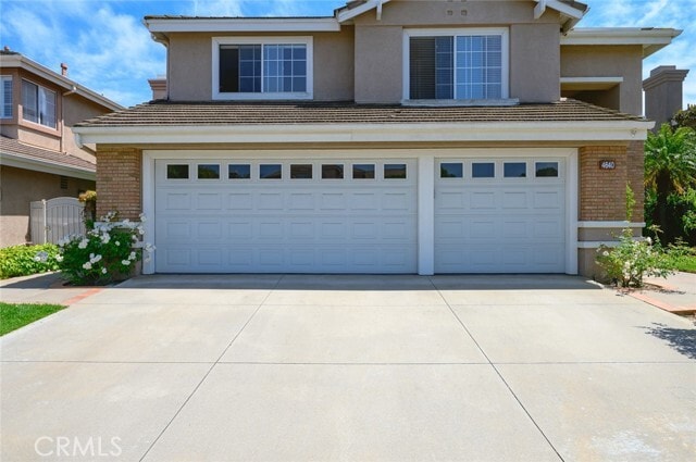 Building Photo - 4640 E Somerton Ave