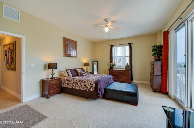 Building Photo - 3801 S Atlantic Ave