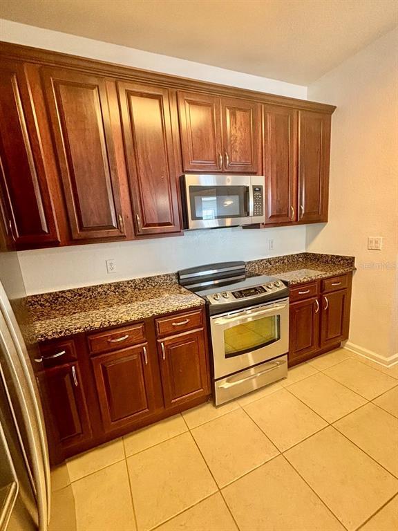 Building Photo - 3356 Robert Trent Jones Dr