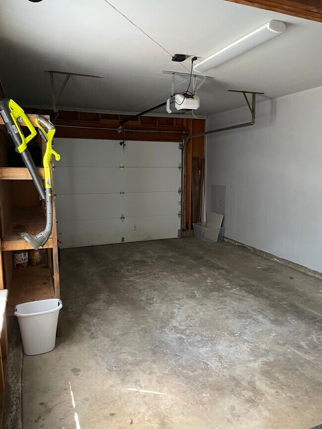 Garage View 1 - 27 Centaur Ct