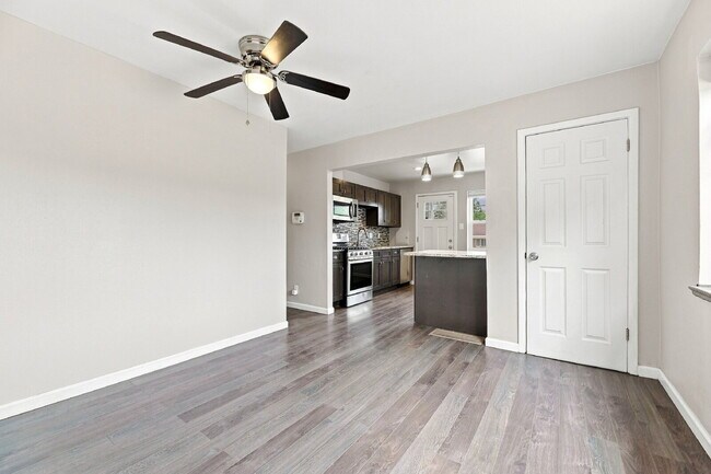 Building Photo - $2,220.95 with $300 Off the first month's rent, 2 Beds - 2 Bath, Duplex in Denver with Washer and...