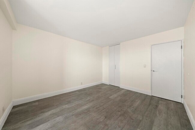 Building Photo - 7855 JFK Blvd E