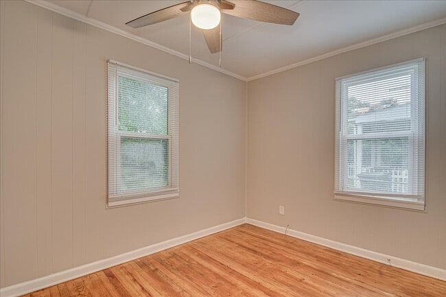 Building Photo - 531 Tubman St