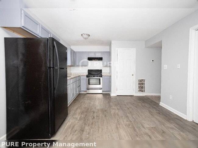 Building Photo - 6528 Buffington Rd