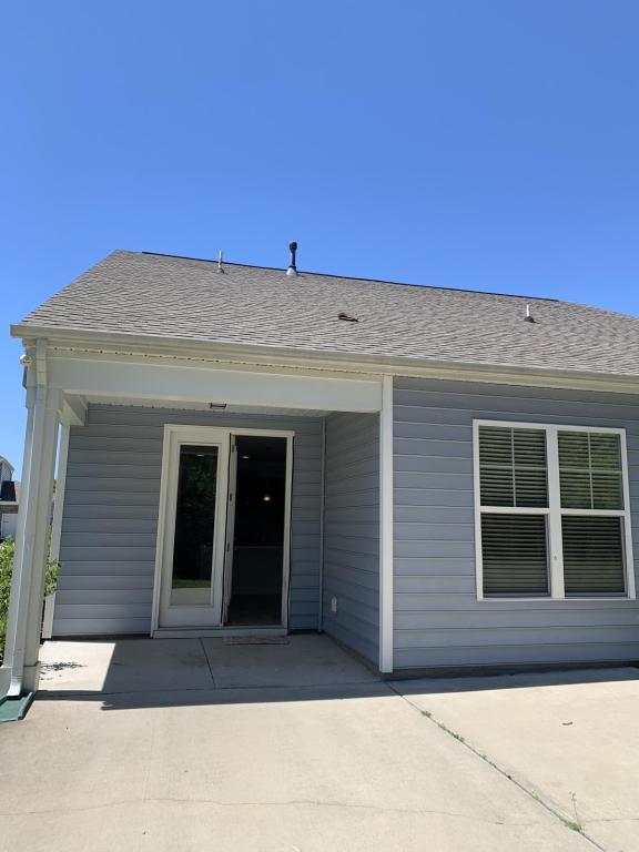 Building Photo - 2800 Scarecrow Way