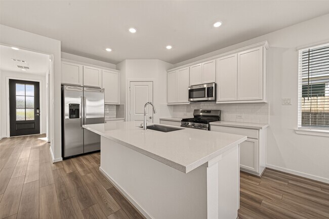 Building Photo - 21926 Sam Raburn Dr