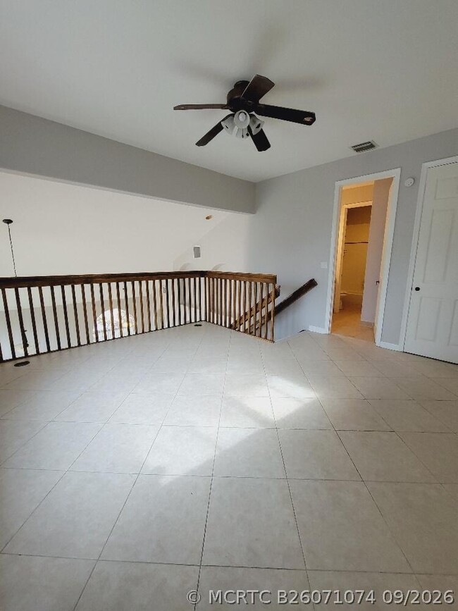 Building Photo - 2620 Sandy Cay