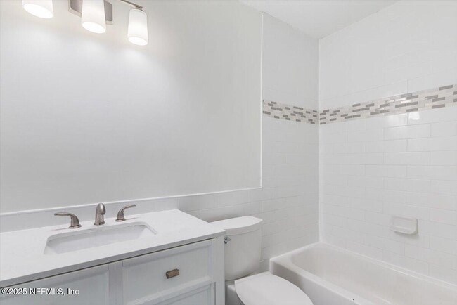 Building Photo - 12184 Mantle Dr