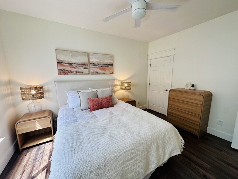 Building Photo - 4190 NW Meadow Creek Cir