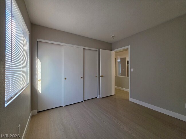 Building Photo - 5929 Forest Creek Rd