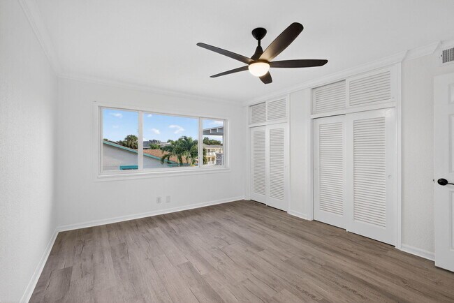 Building Photo - 624 Southwind Cir