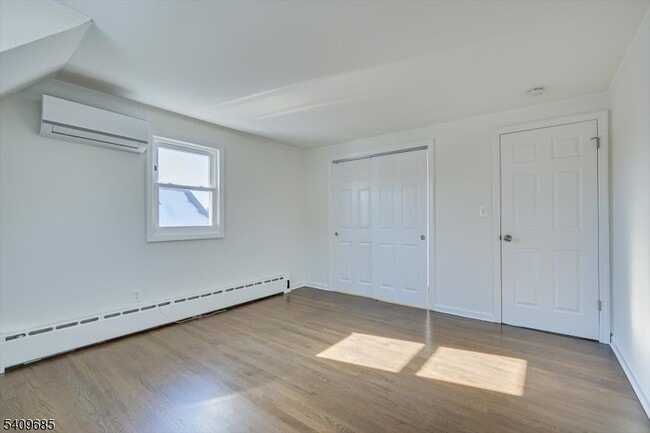 Building Photo - 432 Rosetta Pl