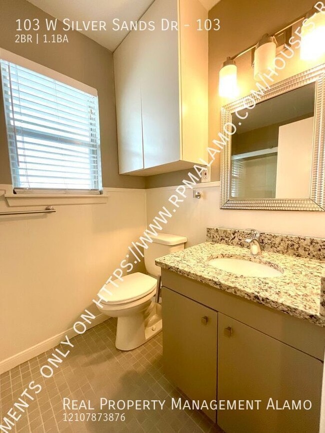 Building Photo - 103 W Silver Sands Dr