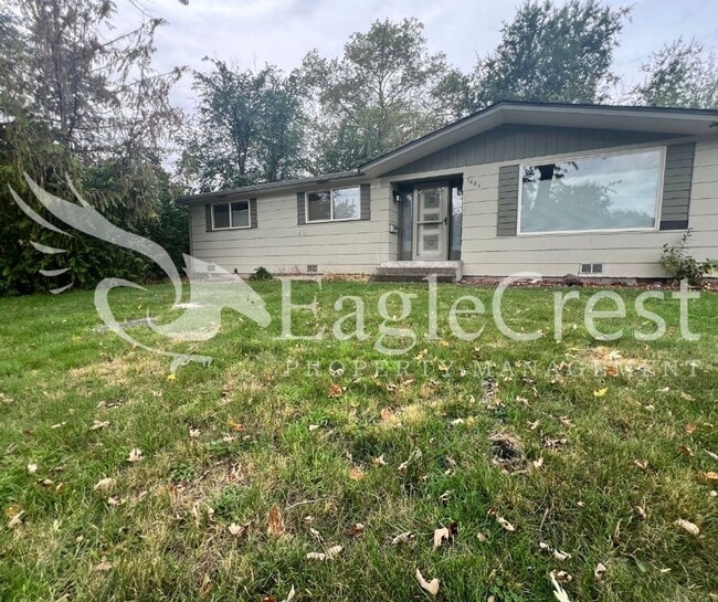 Building Photo - Two Bedroom, One Bathroom House with Fence...