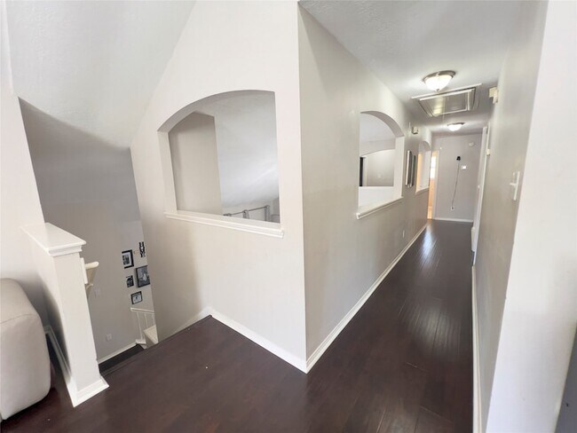 Building Photo - 10503 Desert Springs Cir