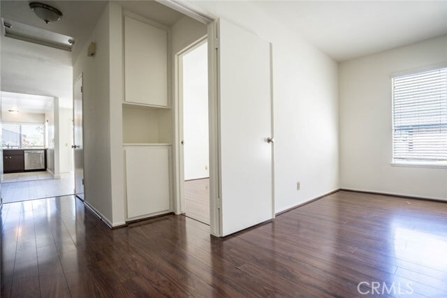 Building Photo - 731 Windwood Dr