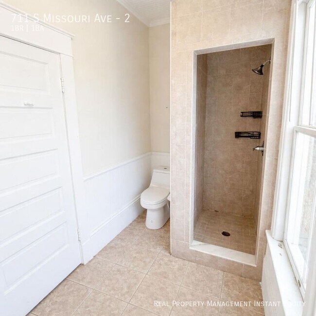 Building Photo - 711 S Missouri Ave