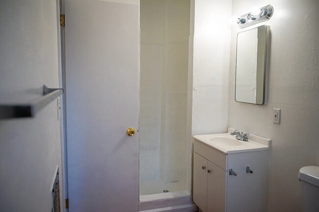 Building Photo - 84176 Corregidor Ave