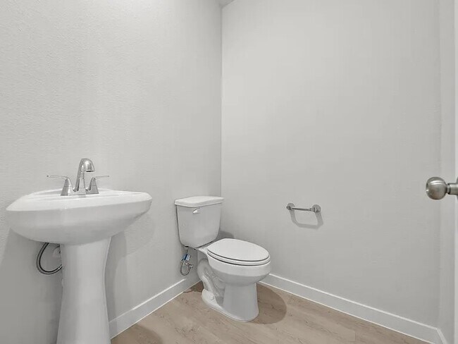 Building Photo - 11975 Wisteria Mdws Dr