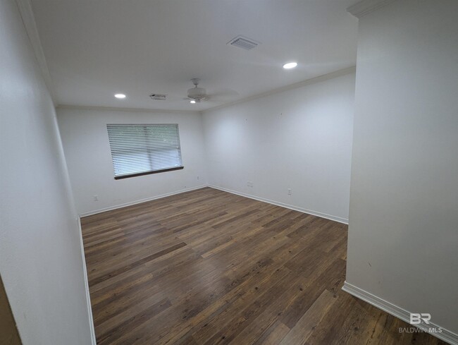 Building Photo - 507 Patlynn Dr