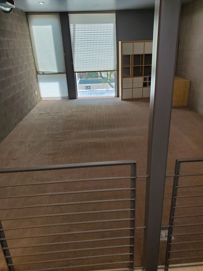 Building Photo - Townhome in Tempe