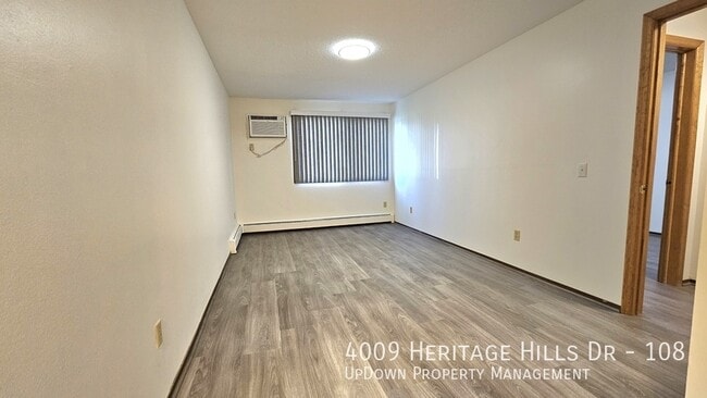 Building Photo - 4009 Heritage Hills Dr