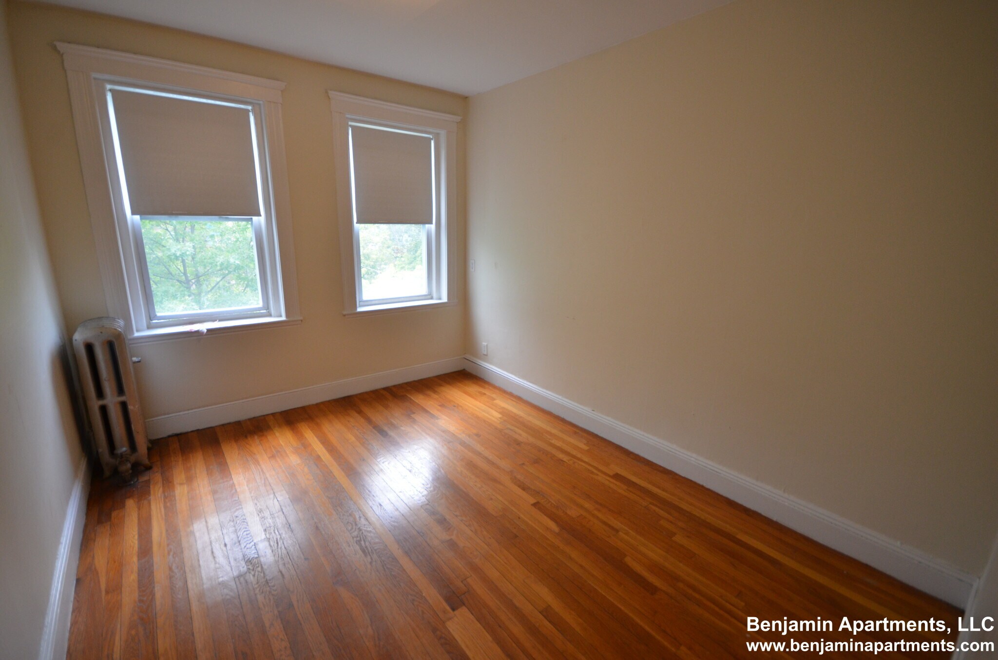 Building Photo - 3 Egremont Rd
