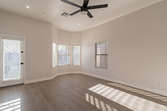 Building Photo - 24066 N 76th Pl