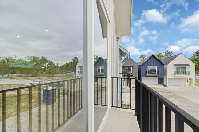 Building Photo - 4606 Crown Grove Ln