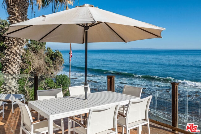 Building Photo - 24408 Malibu Rd