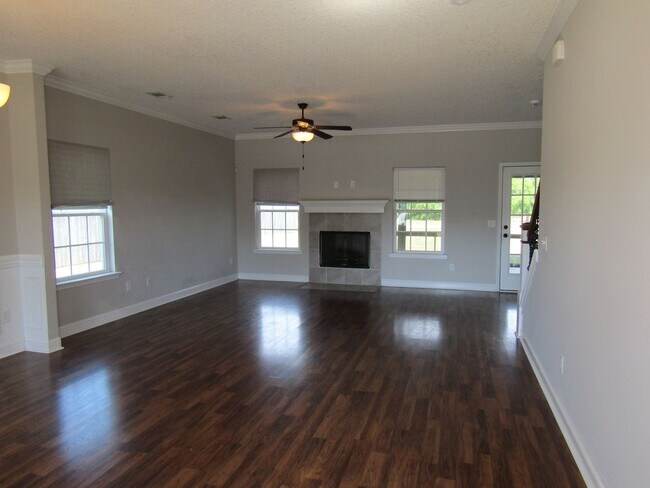 Building Photo - 34 Wythe St