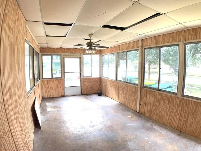 Building Photo - 1877 Baylor Ct