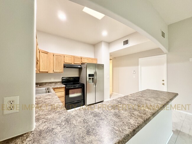 Building Photo - 7285 E Chelsie Kaye Ln