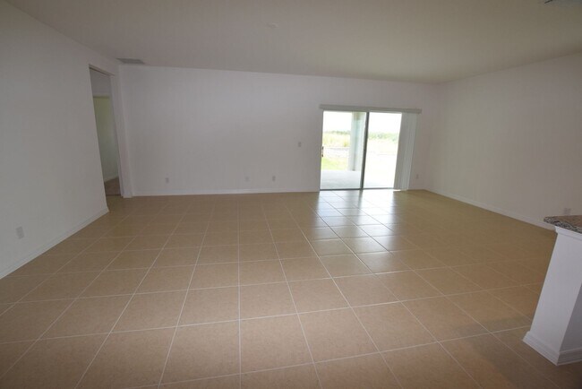 Building Photo - 471 Ironside Trl Dr