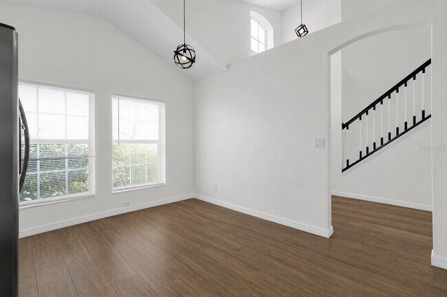 Building Photo - 204 Gleneagles Dr