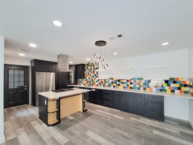 Building Photo - 13838 Walnut Hollow Ln