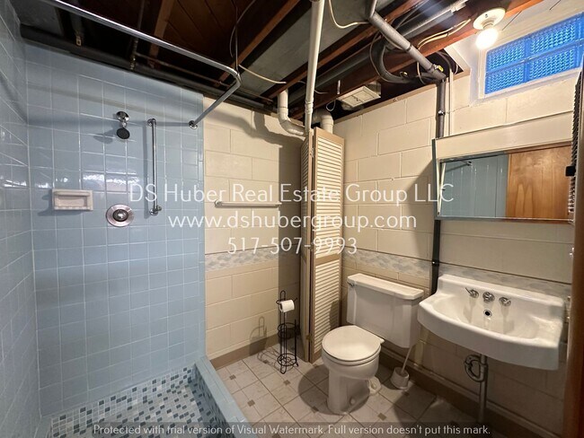 Building Photo - 1316 Ravenswood Dr