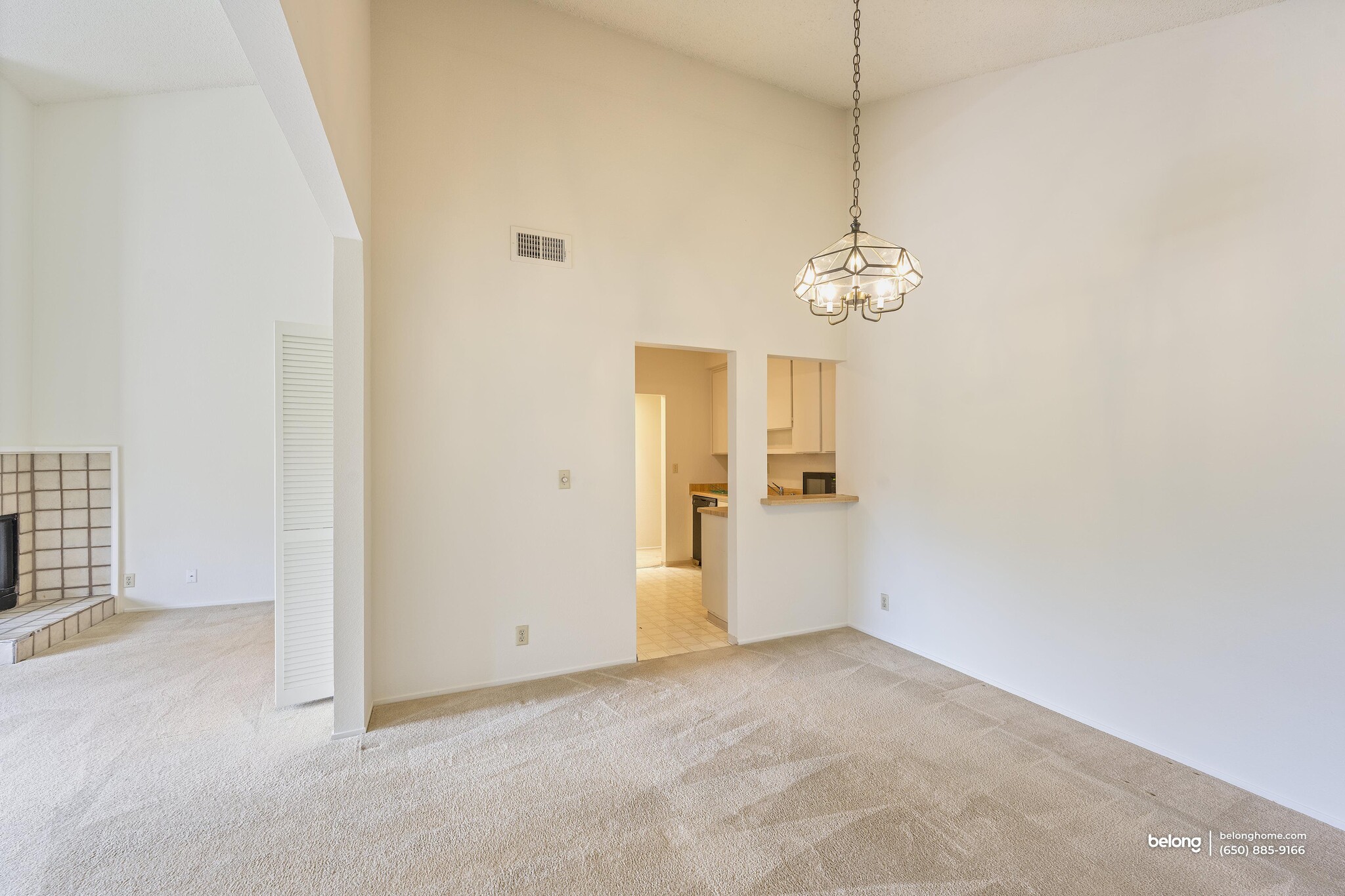 Building Photo - 4685 Albany Cir