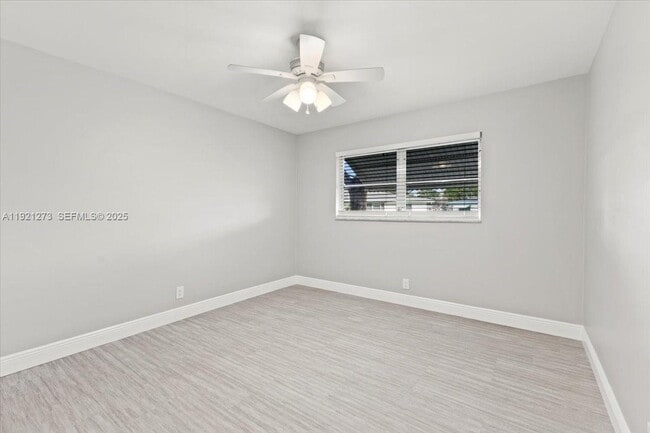 Building Photo - 1020 NW 88th Ave