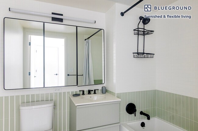 Building Photo - 159 Boerum St