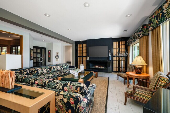 Building Photo - 81347 Camino Sevilla