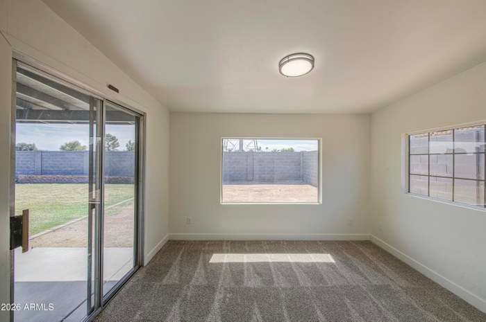 Building Photo - 613 W Peralta Ave
