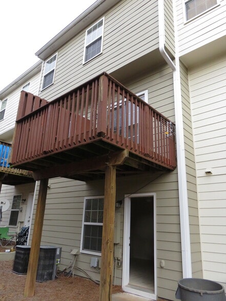 Building Photo - 2333 Meadow Peak Pt