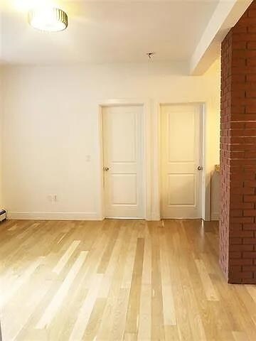 Building Photo - 24 E 49th St