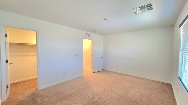 Building Photo - TESORA PAHRUMP - E. Summit Avenue