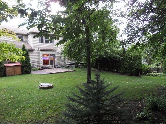 Building Photo - 1326 Walnut Ridge Dr